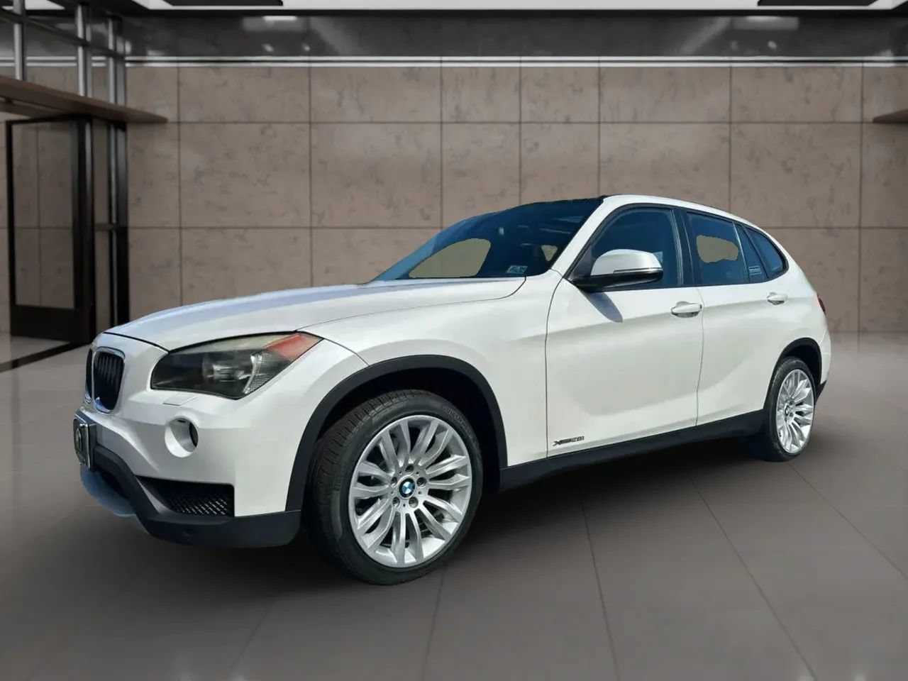 Used 2013 BMW X1 xDrive28i AWD/4WD image 2
