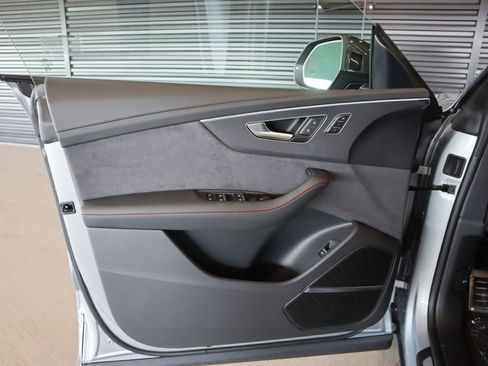 New 2026 Audi Q8 Prestige image 29