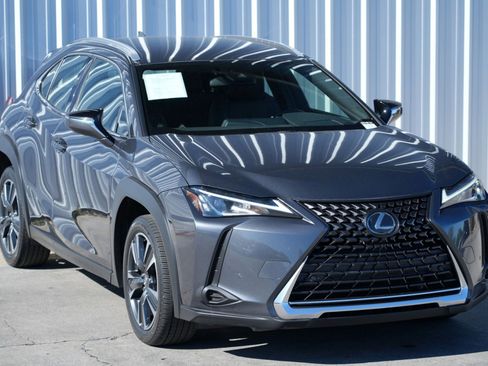 Used 2022 Lexus UX 200 image 52