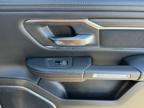 Used 2025 RAM 1500 Laramie image 21