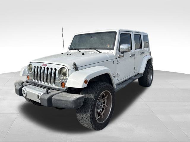 Used 2012 Jeep Wrangler Unlimited Sahara w/ Connectivity Group AWD/4WD image 7