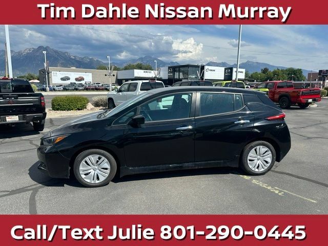 Used 2024 Nissan Leaf S FWD image 7
