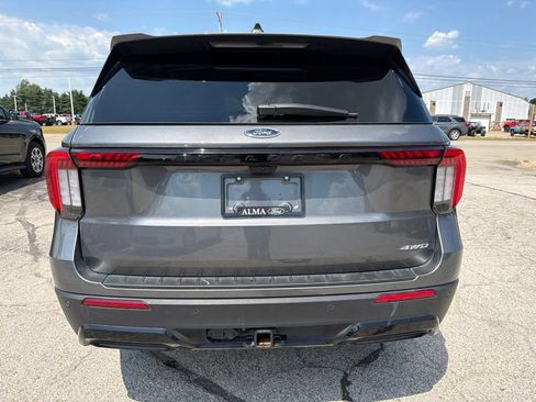 Used 2025 Ford Explorer ST-Line w/ Premium Package AWD/4WD image 42