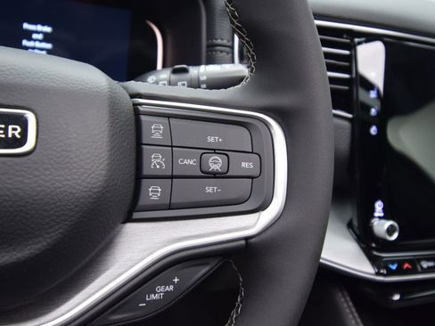 New 2026 Jeep Grand Wagoneer Limited w/ Premium Group II image 28