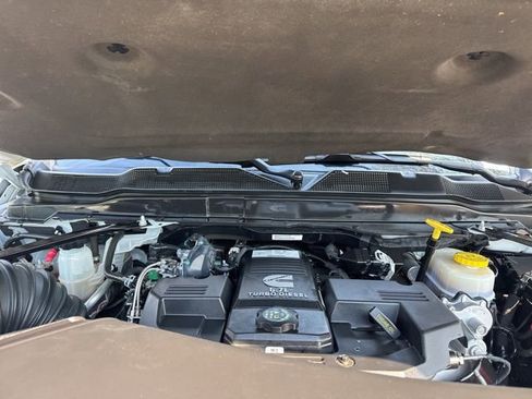 Used 2024 RAM 3500 Tradesman w/ Chrome Appearance Group image 17