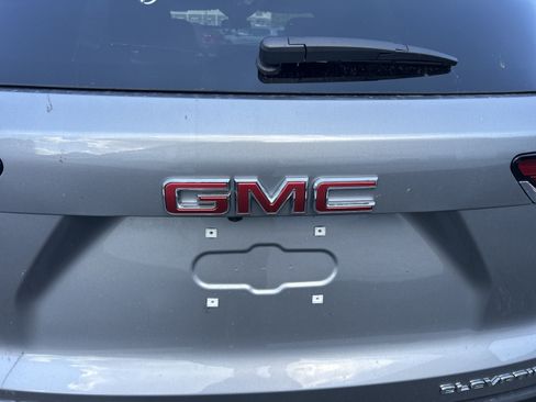 New 2027 GMC Terrain Elevation w/ Elevation Premium Package AWD/4WD image 8