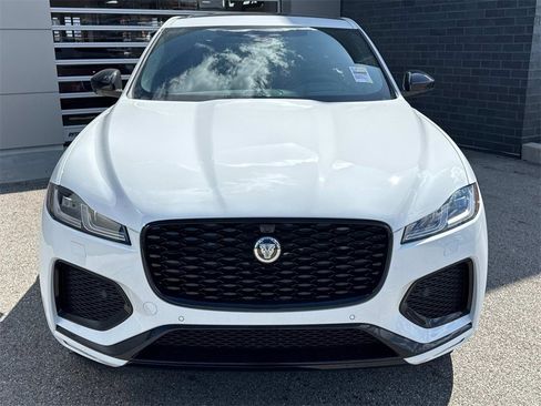 New 2026 Jaguar F-PACE R-Dynamic S image 2