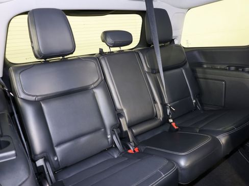 Used 2025 Ford Expedition Platinum AWD/4WD image 44