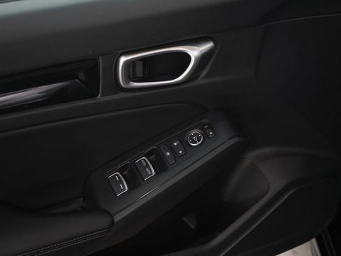 Used 2024 Honda Civic EX-L image 18