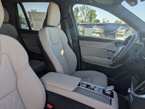 New 2026 Volvo XC90 B6 Plus w/ Protection Package Premier image 14