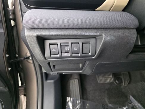 Used 2021 Subaru Outback Premium image 24