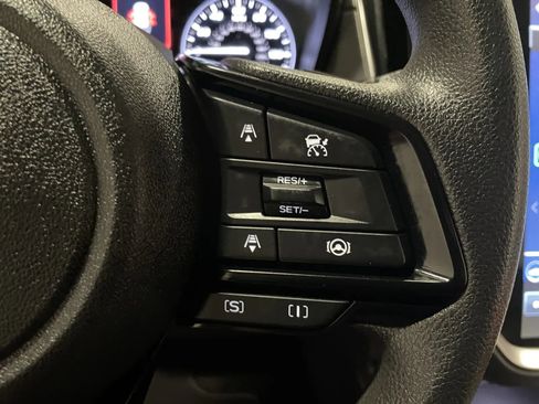 Used 2024 Subaru Crosstrek 2.0i Premium image 23