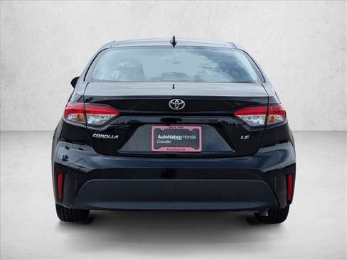 Used 2024 Toyota Corolla LE FWD image 6