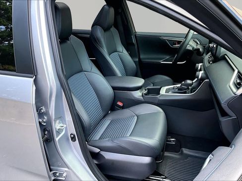 Used 2024 Toyota RAV4 XSE w/ Advanced Technology Package AWD/4WD image 9
