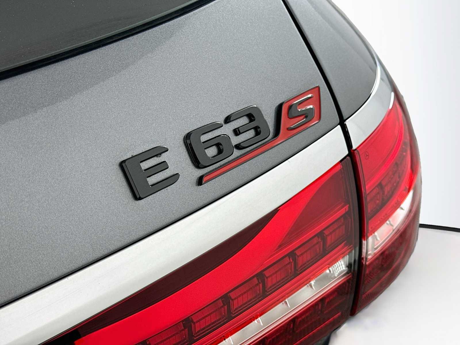 Used 2021 Mercedes-Benz E 63 AMG S image 33
