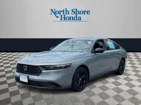 Used 2025 Honda Accord SE image 2