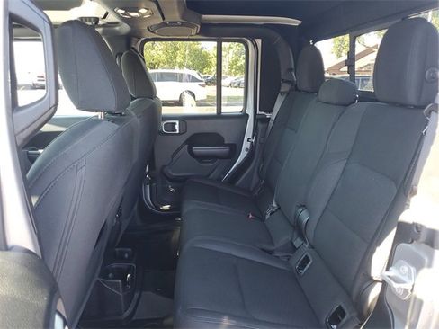 Used 2020 Jeep Gladiator Sport w/ Quick Order Package 24S image 10