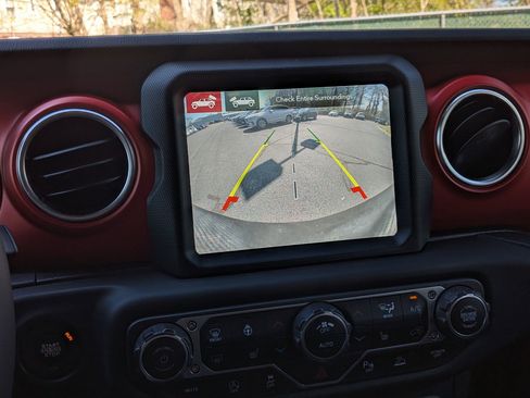 Used 2021 Jeep Wrangler Unlimited Rubicon AWD/4WD image 20