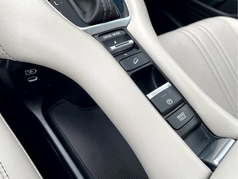 Certified 2024 Honda HR-V EX-L image 21