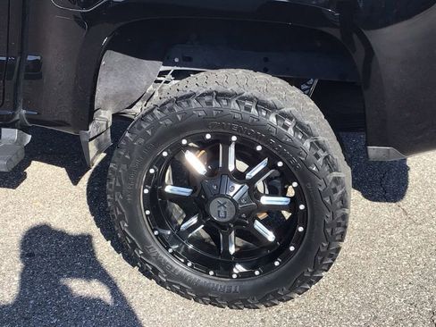 Used 2019 GMC Canyon 2WD Crew Cab w/ Convenience Package image 10