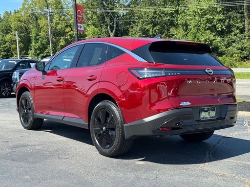 Certified 2025 Nissan Murano SV image 5