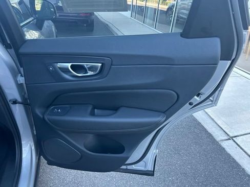 Used 2025 Volvo XC60 B5 Plus AWD/4WD image 12
