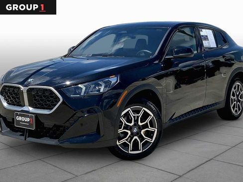 Used 2026 BMW X2 xDrive28i AWD/4WD image 1