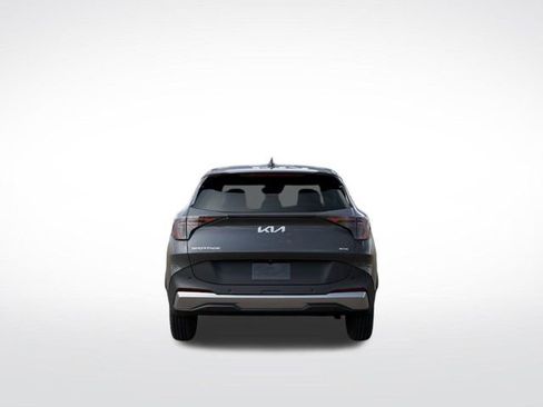 New 2026 Kia Sportage LX FWD image 5
