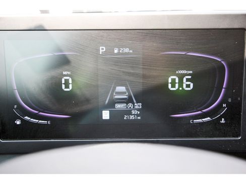 Certified 2025 Kia Sportage LX FWD image 16