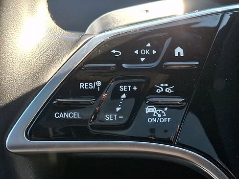 Used 2021 Mercedes-Benz E 350 4MATIC Sedan image 21