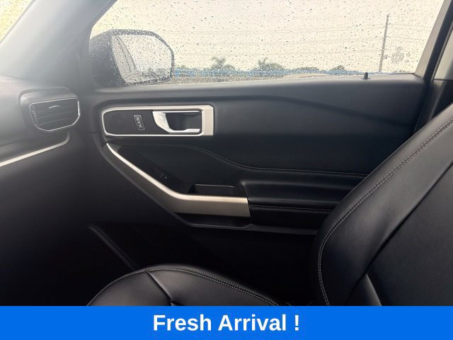 Used 2022 Ford Explorer XLT w/ Equipment Group 202A RWD image 10