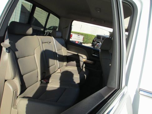 Used 2016 Chevrolet Silverado 1500 LTZ w/ Texas Edition image 22