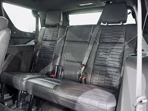 Used 2023 Cadillac Escalade Sport Platinum AWD/4WD image 35