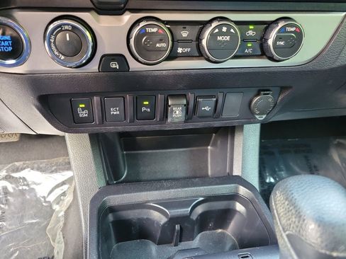 Used 2023 Toyota Tacoma SR5 image 31