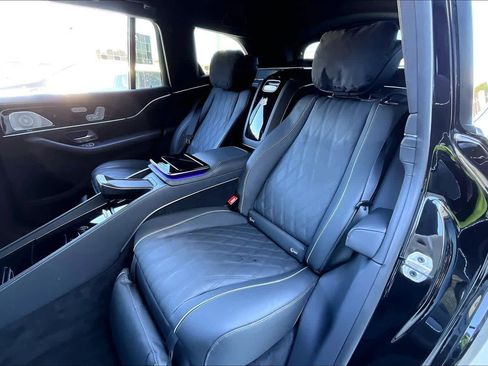 Used 2024 Mercedes-Benz Maybach GLS 600 Maybach GLS 600 image 20