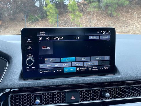 Used 2023 Honda Civic Touring image 17