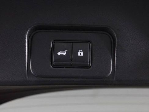 Certified 2023 Nissan Rogue SL w/ SL Premium Package FWD image 19