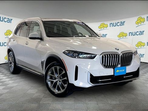 Used 2026 BMW X5 xDrive40i AWD/4WD image 1