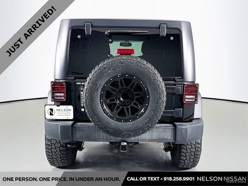 Used 2016 Jeep Wrangler Unlimited Sport w/ Quick Order Package 24S AWD/4WD image 6