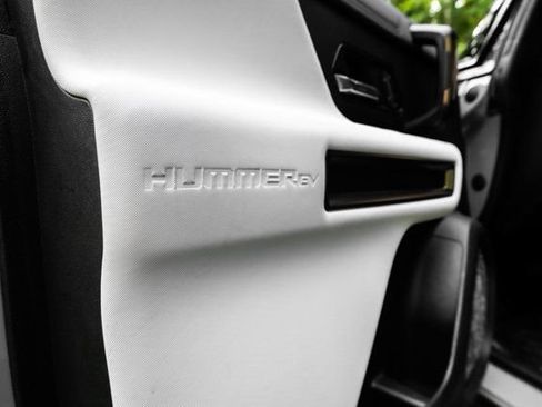 Used 2024 GMC Hummer EV 3X w/ Battery Pack, 24 Module Pack AWD/4WD image 26