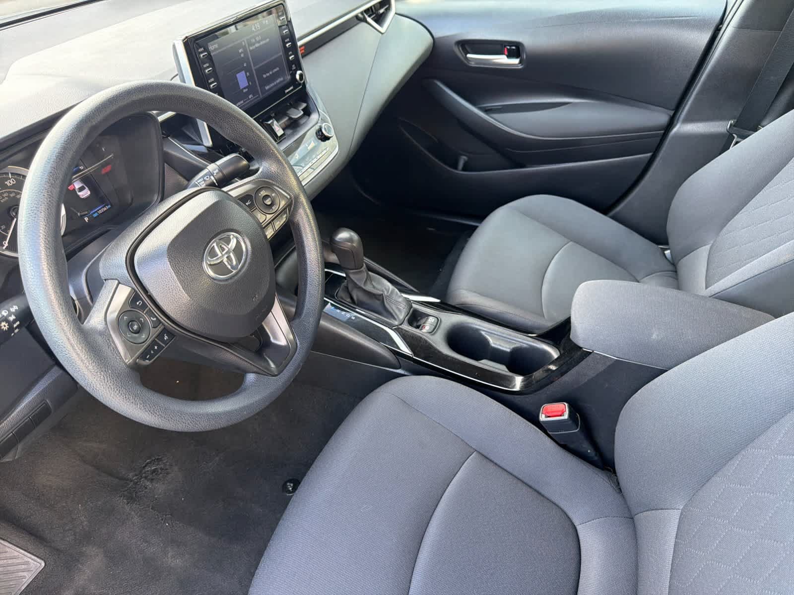 Used 2021 Toyota Corolla LE FWD image 11