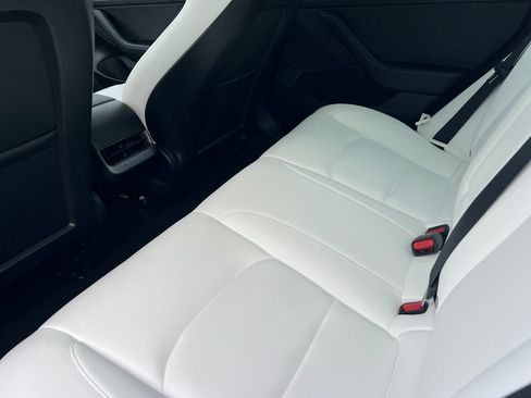 Used 2023 Tesla Model 3 Long Range image 12