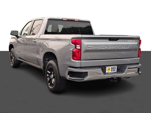 Used 2023 Chevrolet Silverado 1500 LT AWD/4WD image 4