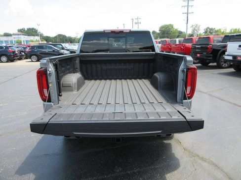 Certified 2024 GMC Sierra 1500 Denali w/ Denali Reserve Package AWD/4WD image 8