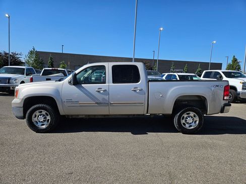 Used 2008 GMC Sierra 2500 SLT w/ EZ-Lift Tailgate Package AWD/4WD image 7