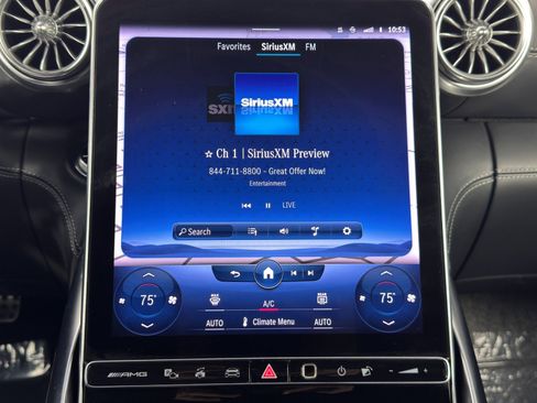 Used 2022 Mercedes-Benz SL 55 AMG 4MATIC w/ Driver Assistance Package image 31