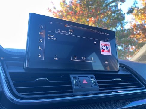 Used 2021 Audi SQ5 Premium Plus w/ Premium Plus Package image 16