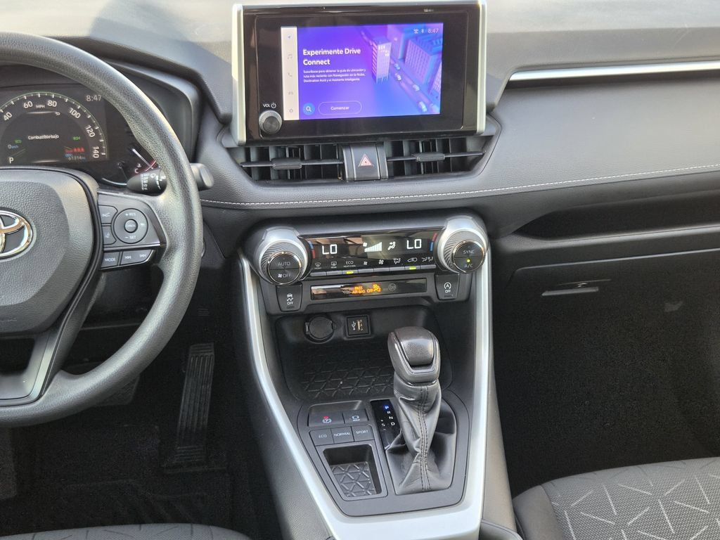 Used 2023 Toyota RAV4 XLE FWD image 17