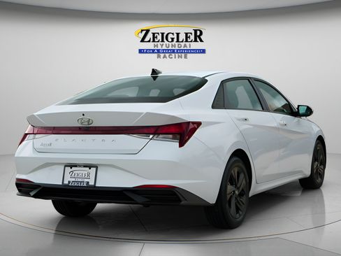 Certified 2023 Hyundai Elantra SEL w/ Cargo Package FWD image 7