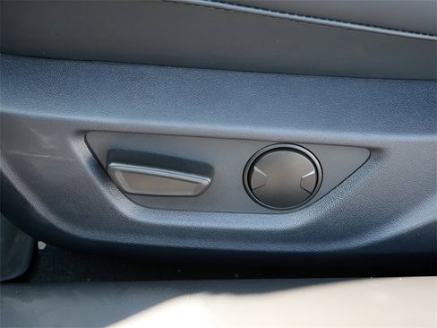 Used 2025 Ford Mustang GT Premium image 16